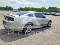 2013 Ford MUSTANG фото