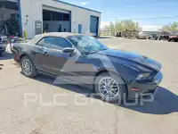 2013 Ford MUSTANG фото