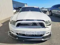 2013 Ford MUSTANG фото