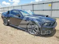 2013 Ford MUSTANG фото