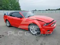 2013 Ford MUSTANG photo