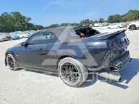 2013 Ford MUSTANG фото