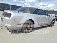 2013 Ford MUSTANG photo