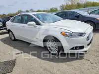 2013 Ford FUSION фото