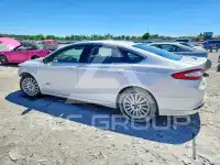 2013 Ford FUSION фото