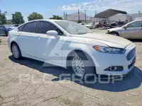 2013 Ford FUSION фото