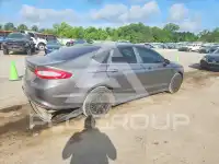 2013 Ford FUSION фото