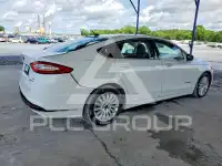 2013 Ford FUSION photo