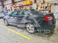 2013 Ford TAURUS фото