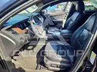 2013 Ford TAURUS фото