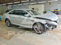 2013 Ford TAURUS фото