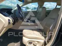 2013 Ford TAURUS фото