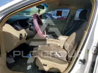 2013 Ford TAURUS фото