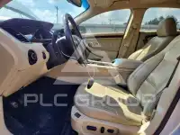 2013 Ford TAURUS фото