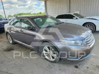 2013 Ford TAURUS фото