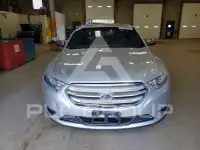 2013 Ford TAURUS фото