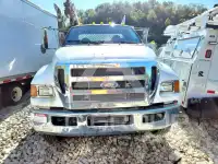 2013 Ford F-750 photo