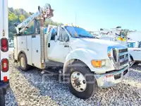 2013 Ford F-750 photo