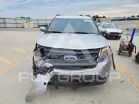 2013 Ford EXPLORER photo