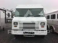 2013 Ford F-590 photo