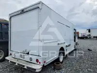 2013 Ford F-590 фото