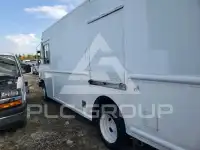 2013 Ford F-590 photo