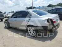 2013 Hyundai Genesis photo