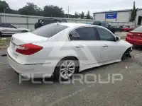 2013 Hyundai Genesis photo