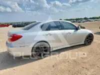 2013 Hyundai Genesis photo