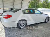 2013 Hyundai Genesis photo