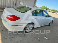 2013 Hyundai Genesis photo