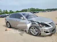 2013 Hyundai Genesis photo