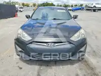 2013 Hyundai Genesis photo