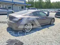 2013 Hyundai Genesis photo