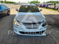 2013 Hyundai Genesis photo