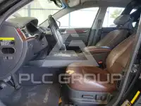 2013 Hyundai Genesis photo