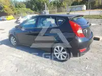2013 Hyundai Accent photo