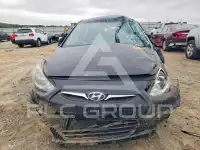 2013 Hyundai Accent фото