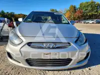 2013 Hyundai Accent photo