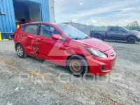 2013 Hyundai Accent photo