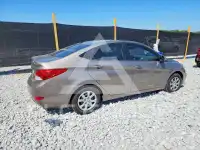 2013 Hyundai Accent фото