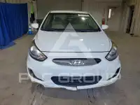 2013 Hyundai Accent фото