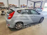 2013 Hyundai Accent photo