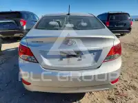 2013 Hyundai Accent фото