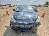 2013 Hyundai Accent photo