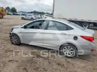 2013 Hyundai Accent фото