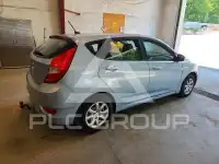 2013 Hyundai Accent photo