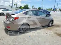 2013 Hyundai Accent фото