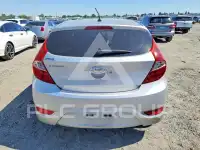 2013 Hyundai Accent фото