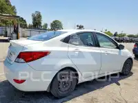 2013 Hyundai Accent photo